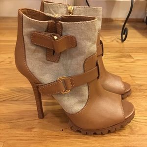 Tory Burch Open Toe Booties Size 10